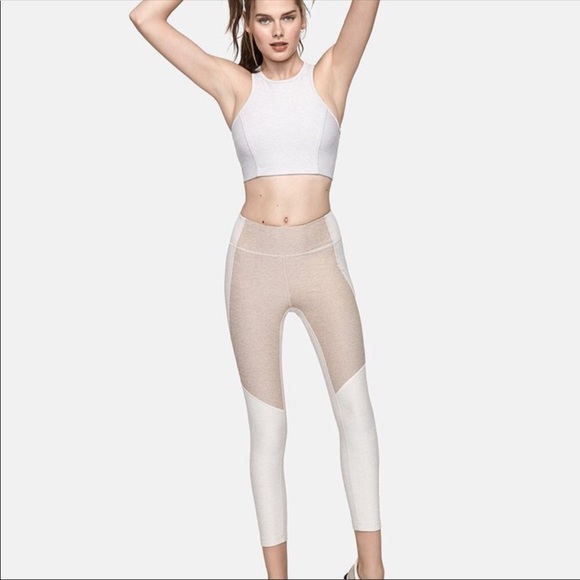 Outdoor Voices Pants - Outdoor voice 2 tone 3/4 leggings size small